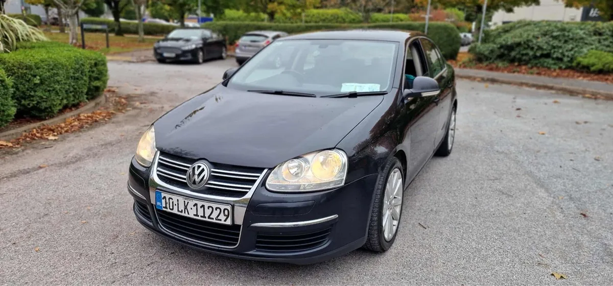 Volkswagen Jetta 2010 1.6TDI Ncted & taxed - Image 2
