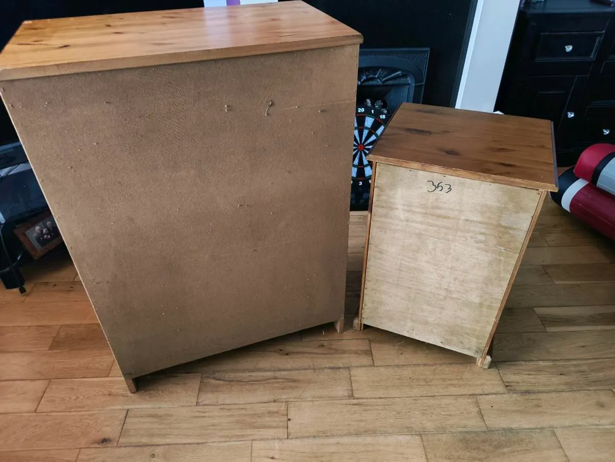 Solid pine chest & locker - Image 3