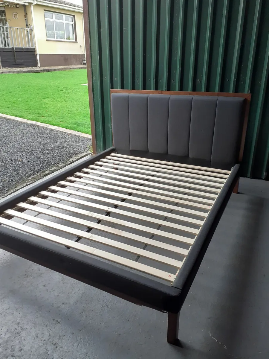 Double bed frame - Image 1