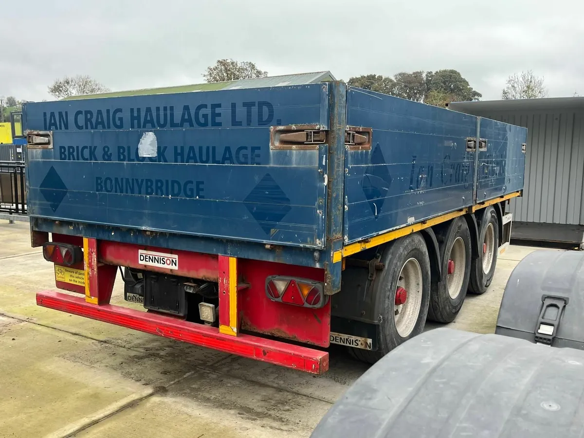 TRAILER - Image 2