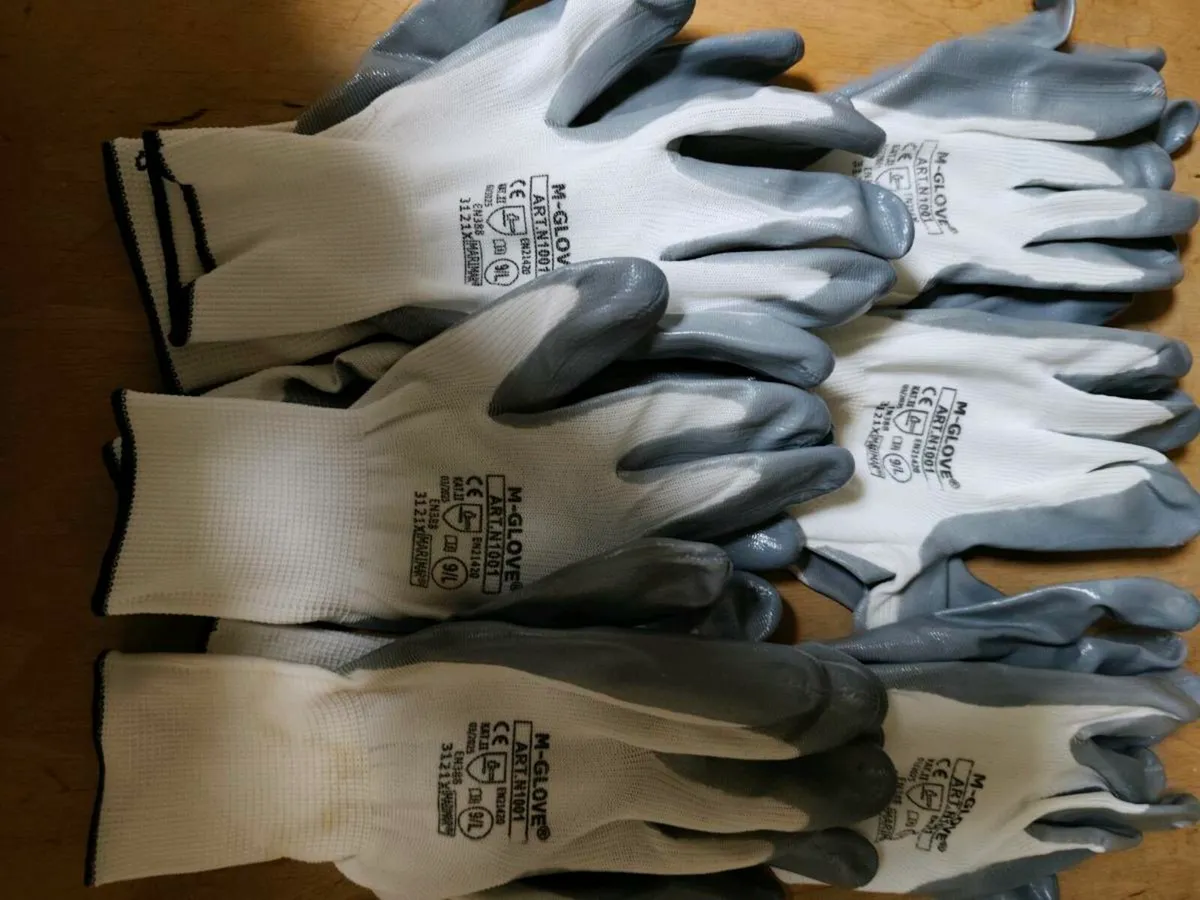 GLOVES - Image 2