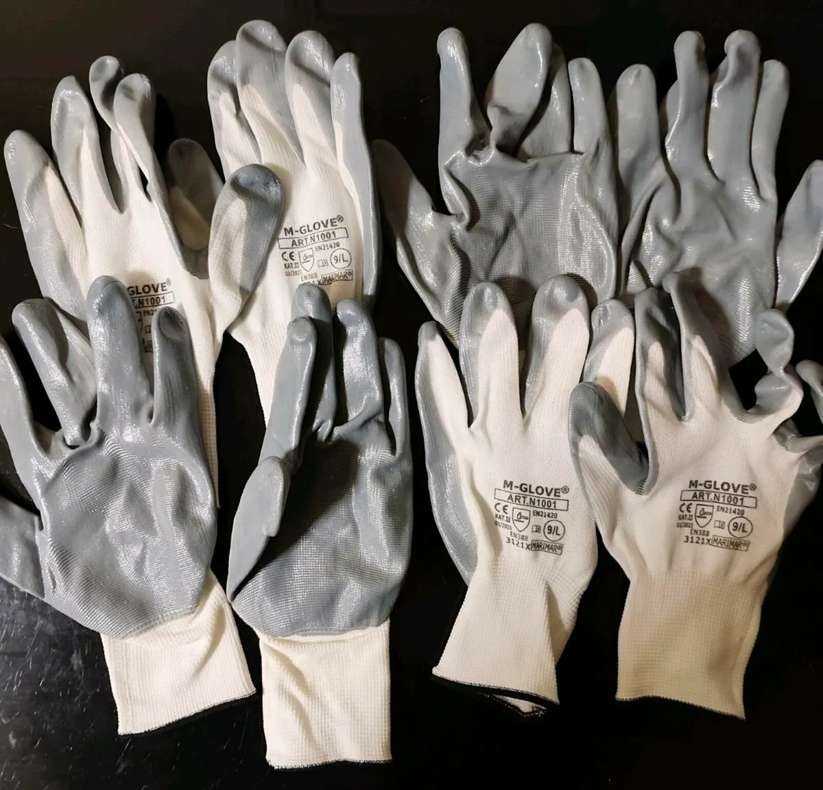 GLOVES - Image 4