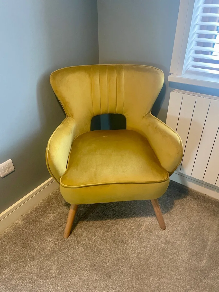 Mustard Velvet Armchair - Image 4