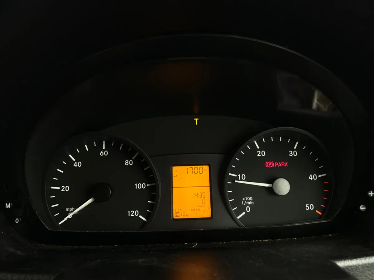 Mercedes-Benz sprinter - Image 3
