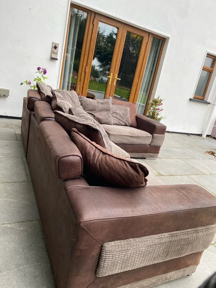 L Shaped Couch/Settee - Image 2