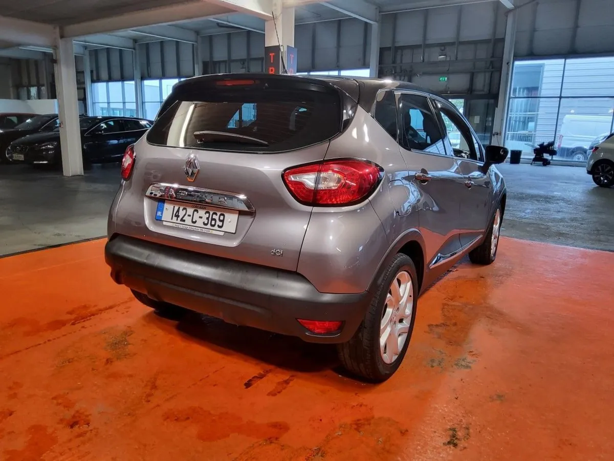 Renault Captur dCi 90 S S Intense - Image 4