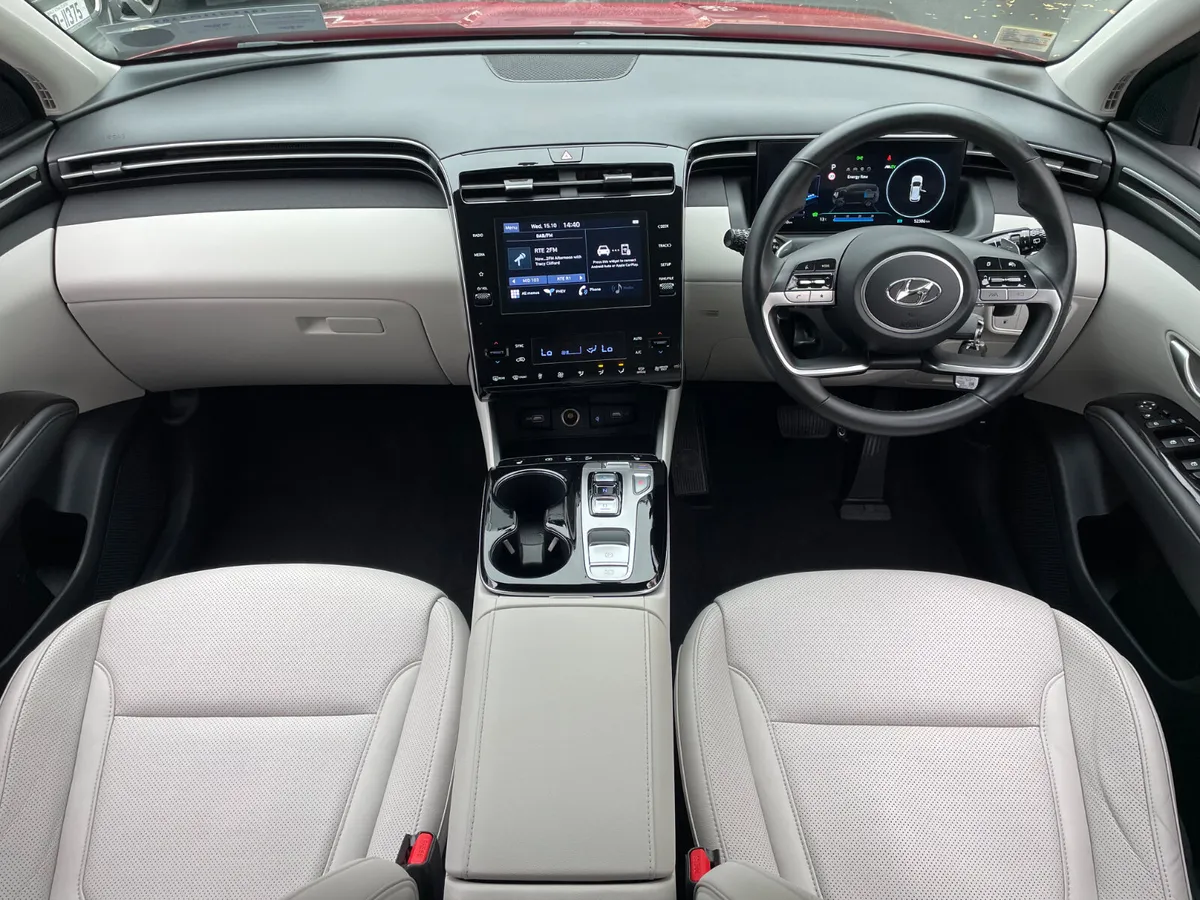 PHEV-EXECUTIVE+ 4WD-APPLE PLAY-LEATHER-140TAX - Image 3