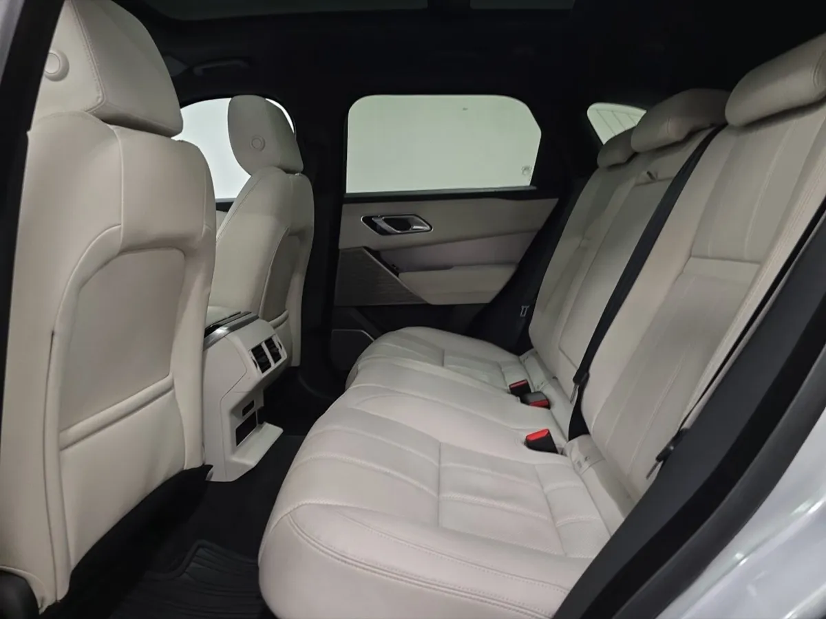 Land Rover Range Rover Velar Diesel Estate Edition - Image 4