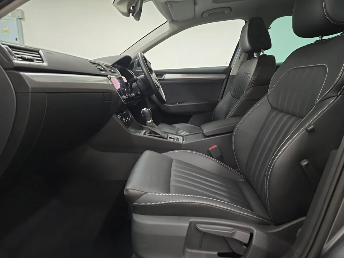 Skoda SUPERB Diesel Estate SE Technology - Image 4