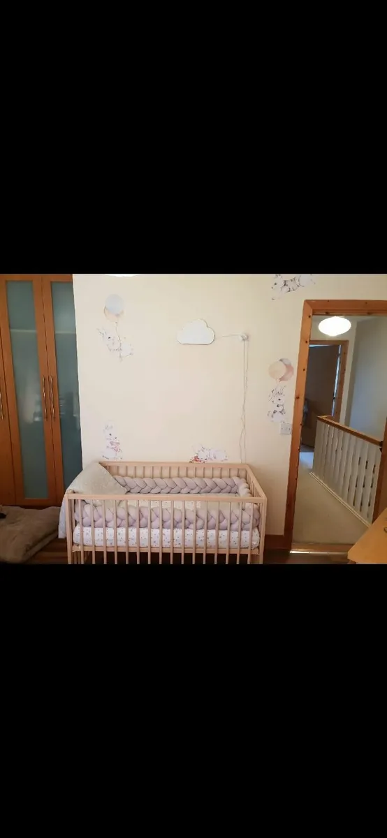 Cot - Image 1