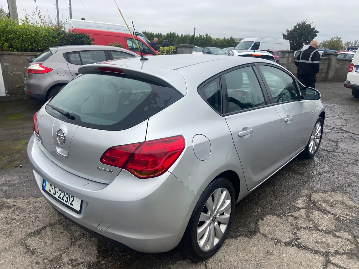 Opel Astra 2011 new nct - Image 4