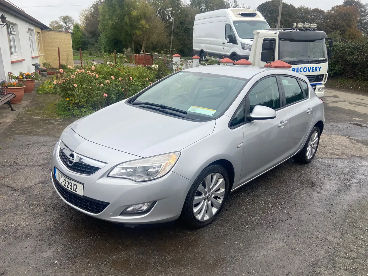 Opel Astra 2011 new nct - Image 2