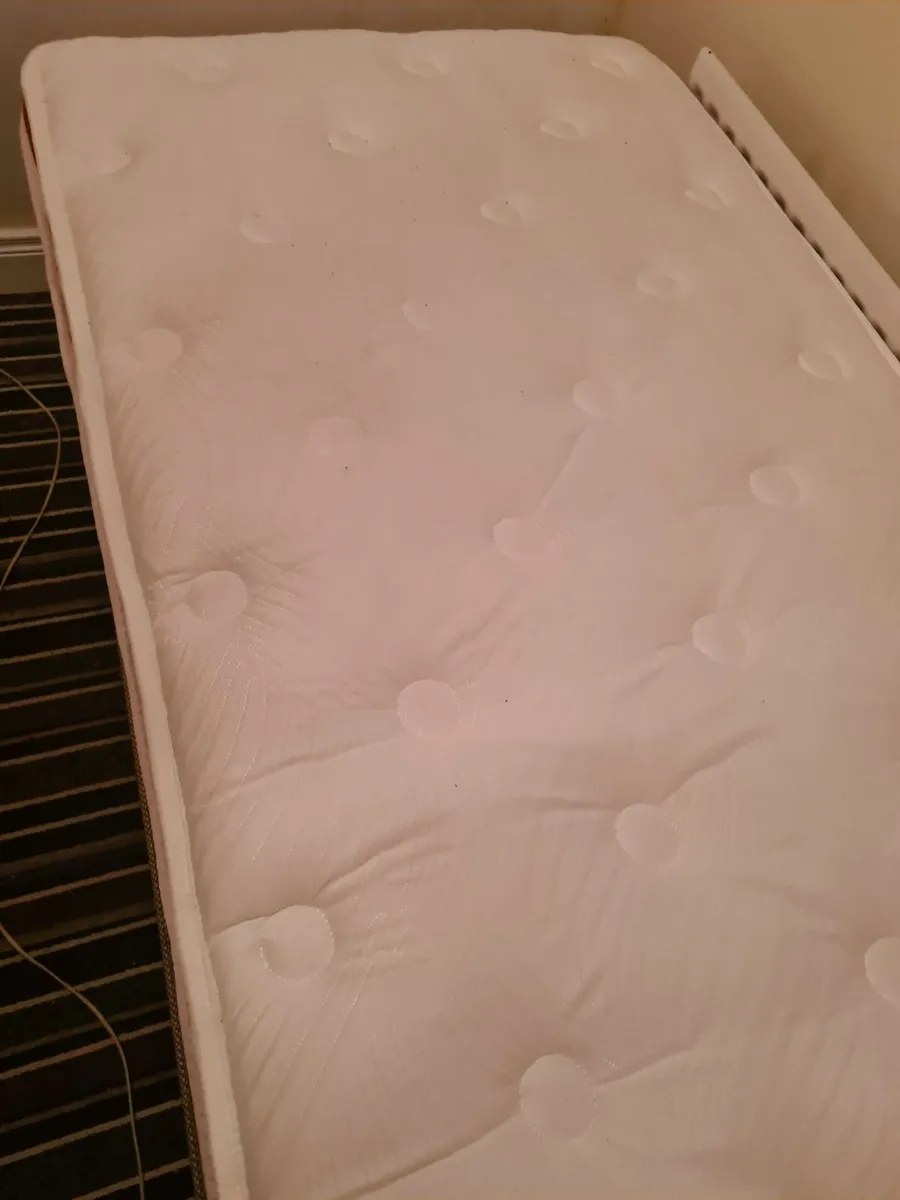 Mattress - Image 3