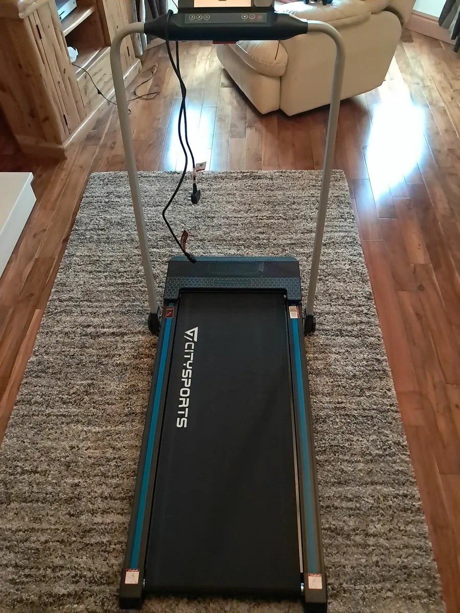 Compact treadmill/walking pad - Image 3