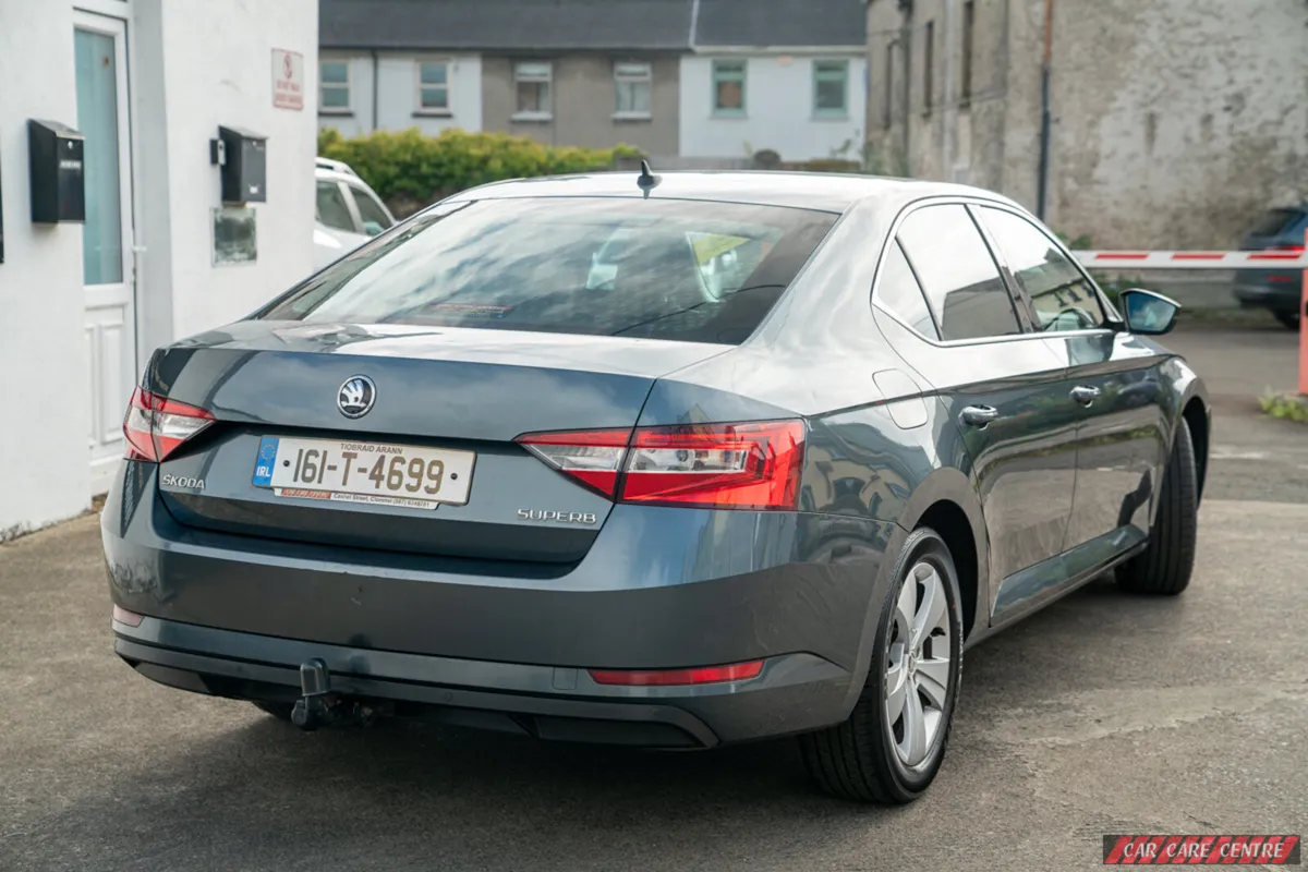 🔥 2016 Skoda Superb 2.0 TDI 150 BHP 🔥 - Image 2