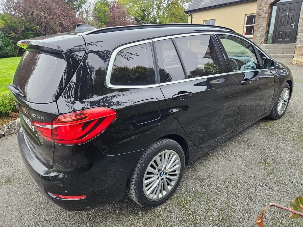 BMW 2 series 7 seater - Image 4