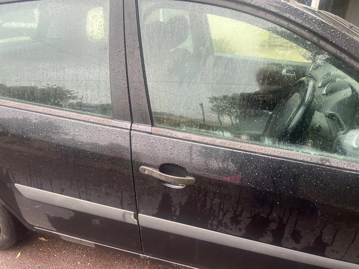 Ford fiesta - Image 4