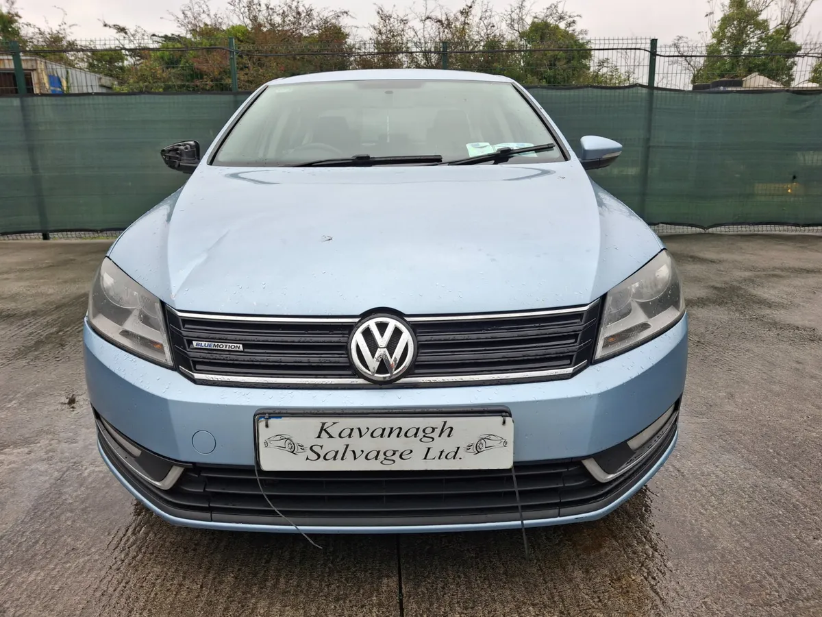 132 Volkswagen Passat  TDI - Image 2