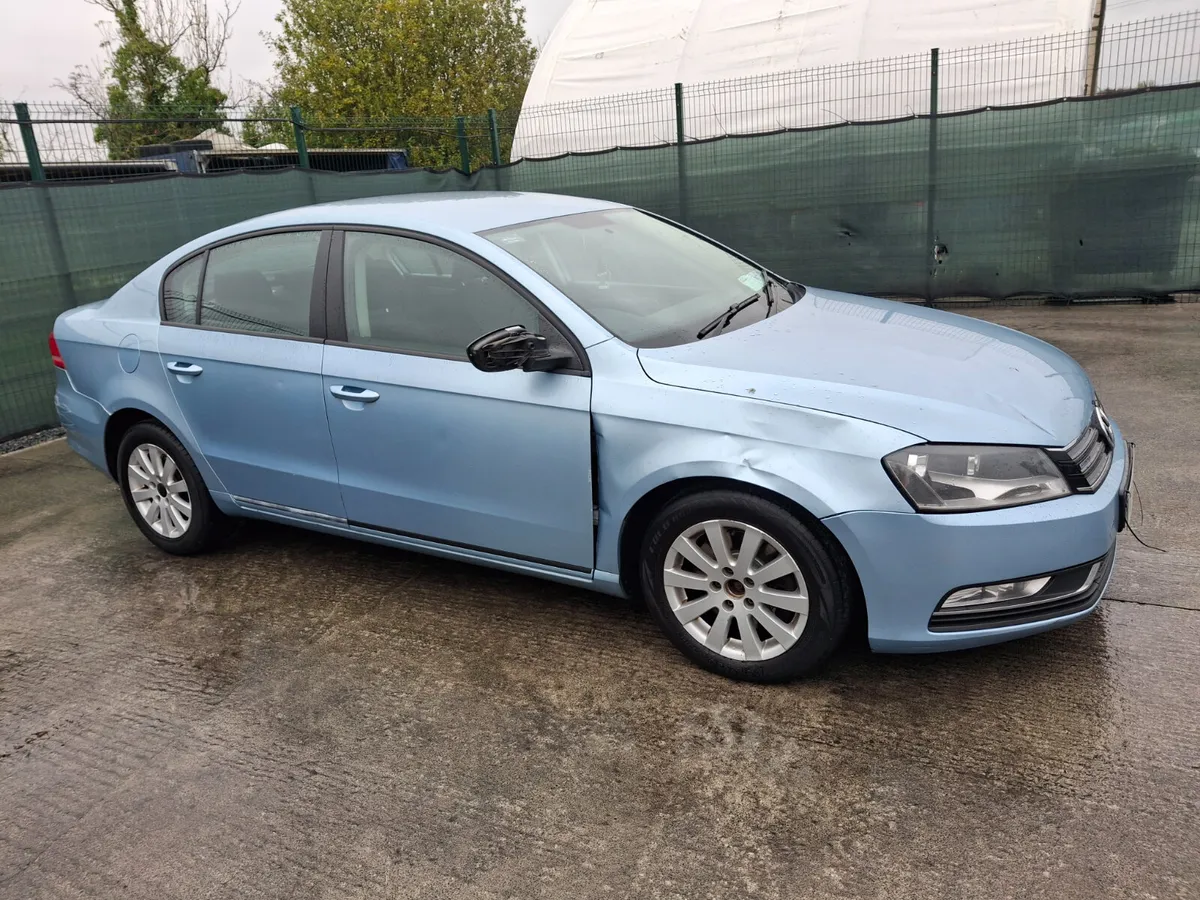 132 Volkswagen Passat  TDI - Image 4