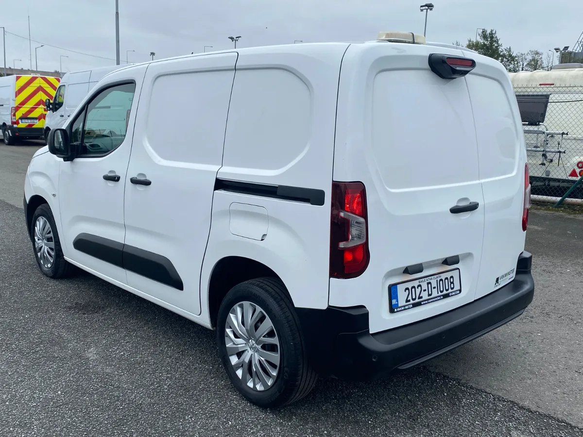 2020 Peugeot Partner Professional 1.5HDI 100BHP - Image 4