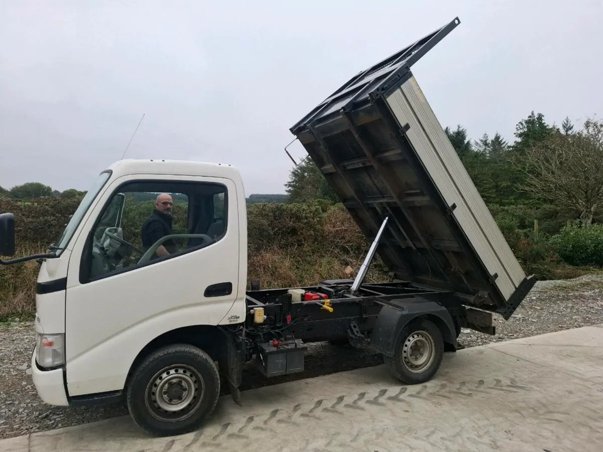 Toyota Dyna - Image 1