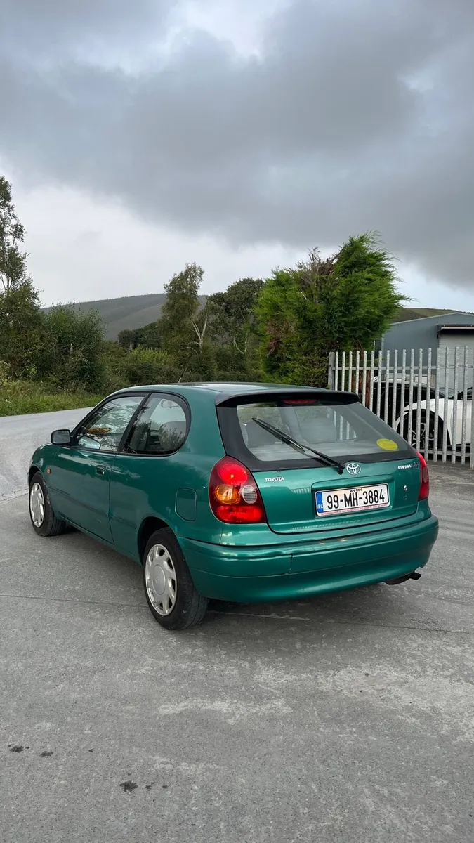 E11 Toyota Corolla - Image 3