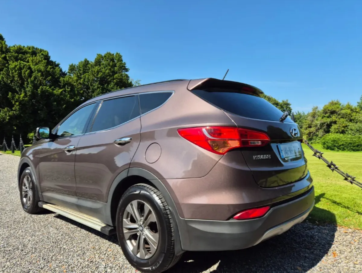 Hyundai Santa Fe 2014 - Image 3