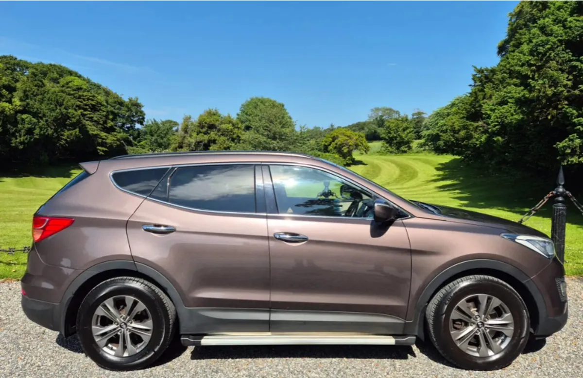 Hyundai Santa Fe 2014 - Image 4