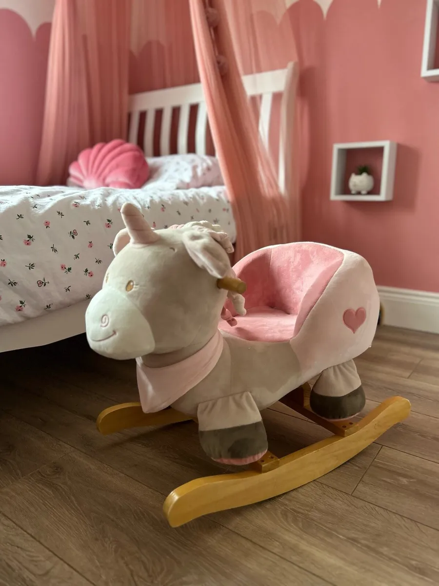Wooden baby rocking unicorn - Image 2