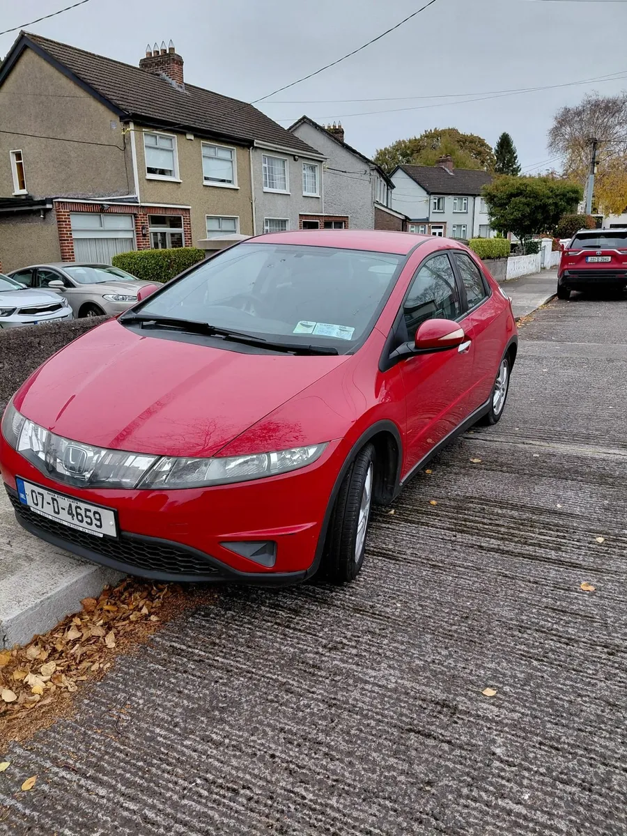 Honda Civic 2007 - Image 1