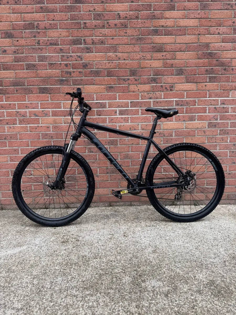 Carrera Vengeance Mountain Bike - Image 1