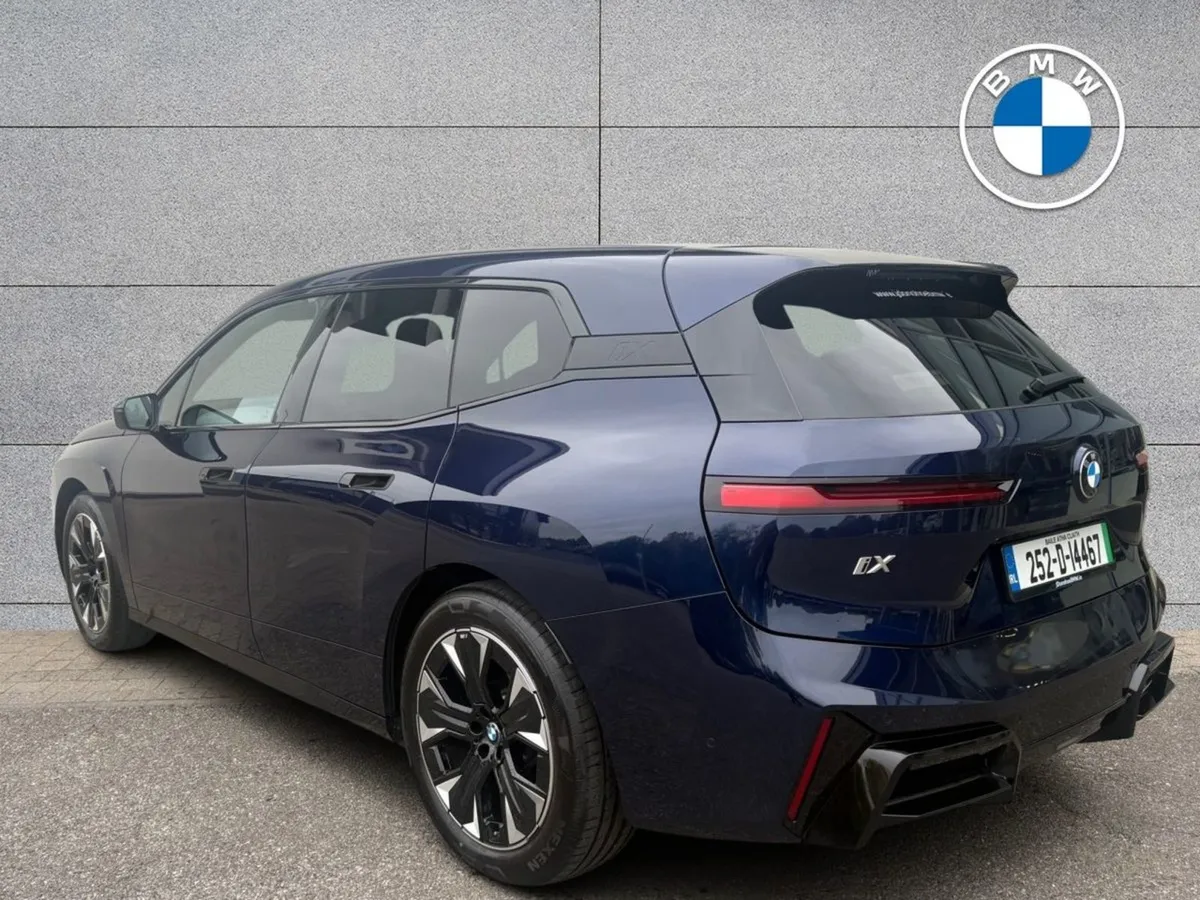 BMW IX Xdrive45 M Sport LCI - Image 2