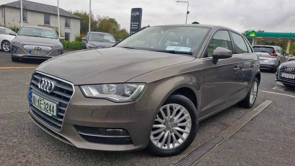 Audi A3 2016 - Image 2