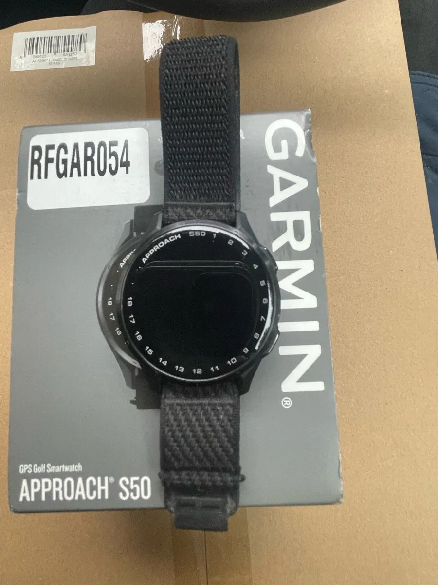 Garmin S50 golf watch - Image 1
