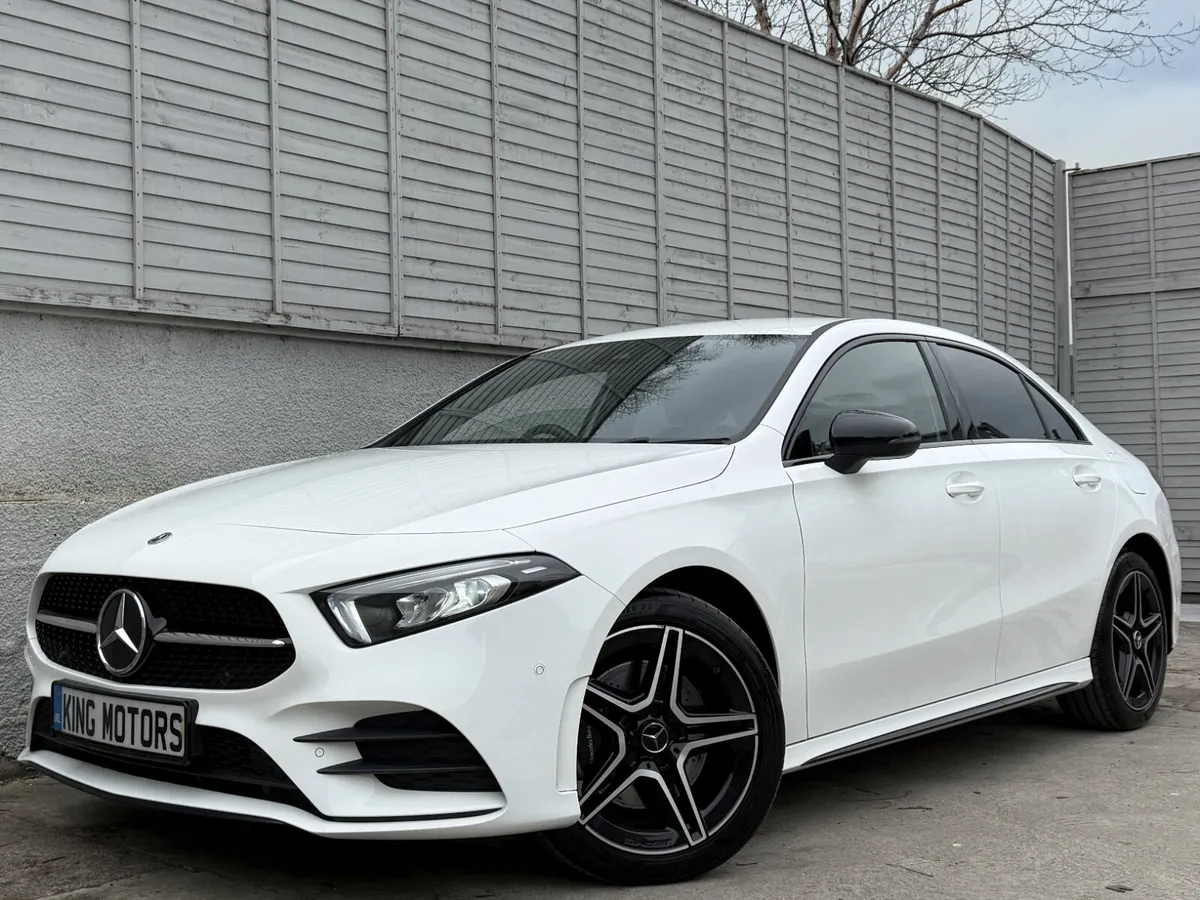 Mercedes-Benz AMG 2022 250 AMG LINE EXECUTIVE - Image 4
