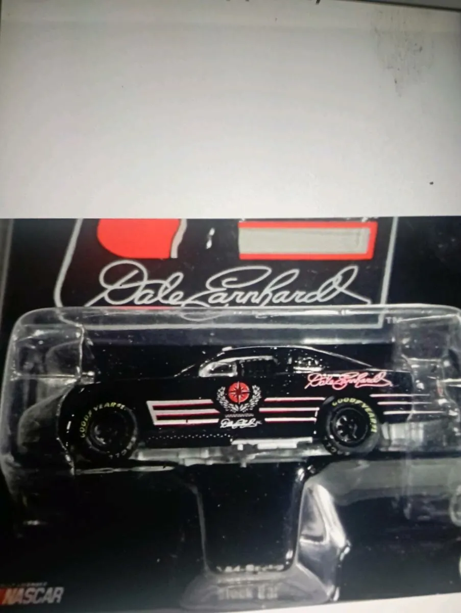 ACTION COLLECTIBLES  DALE EARNHARDT  MODLE CAR - Image 3