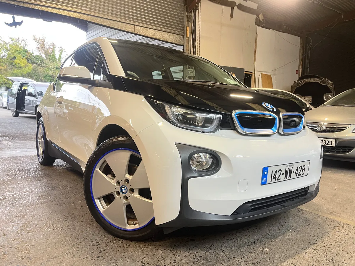 BMW i3 2014 - Image 1