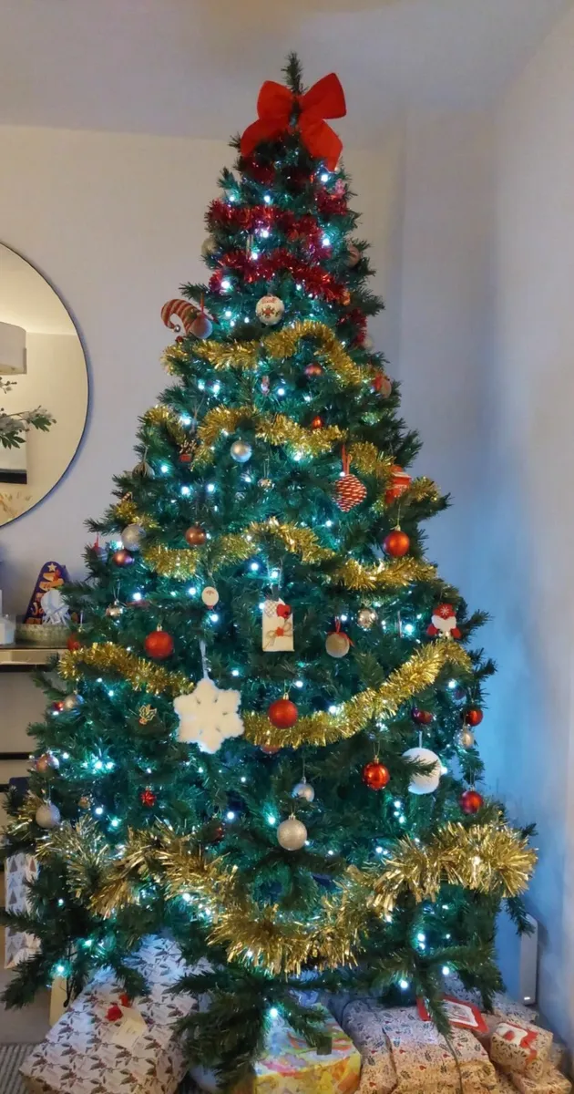 8ft Artificial Christmas Tree (Robson Pine) - Image 3