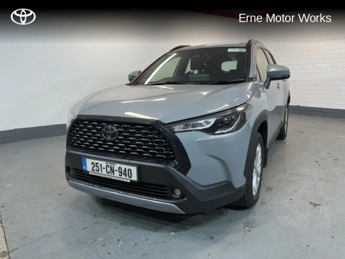 Toyota Corolla Cross COROLLA CROSS 1.8 LUNA - Image 1