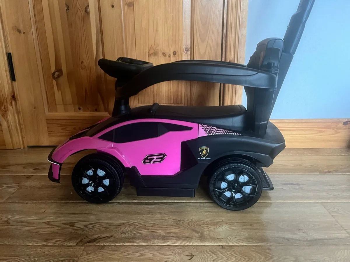 Lamborghini toy car - Image 1