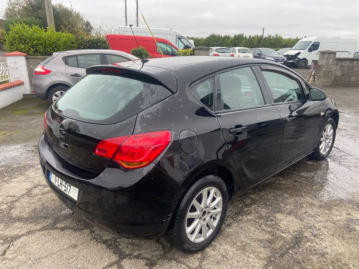 Opel Astra 2011 new nct - Image 4
