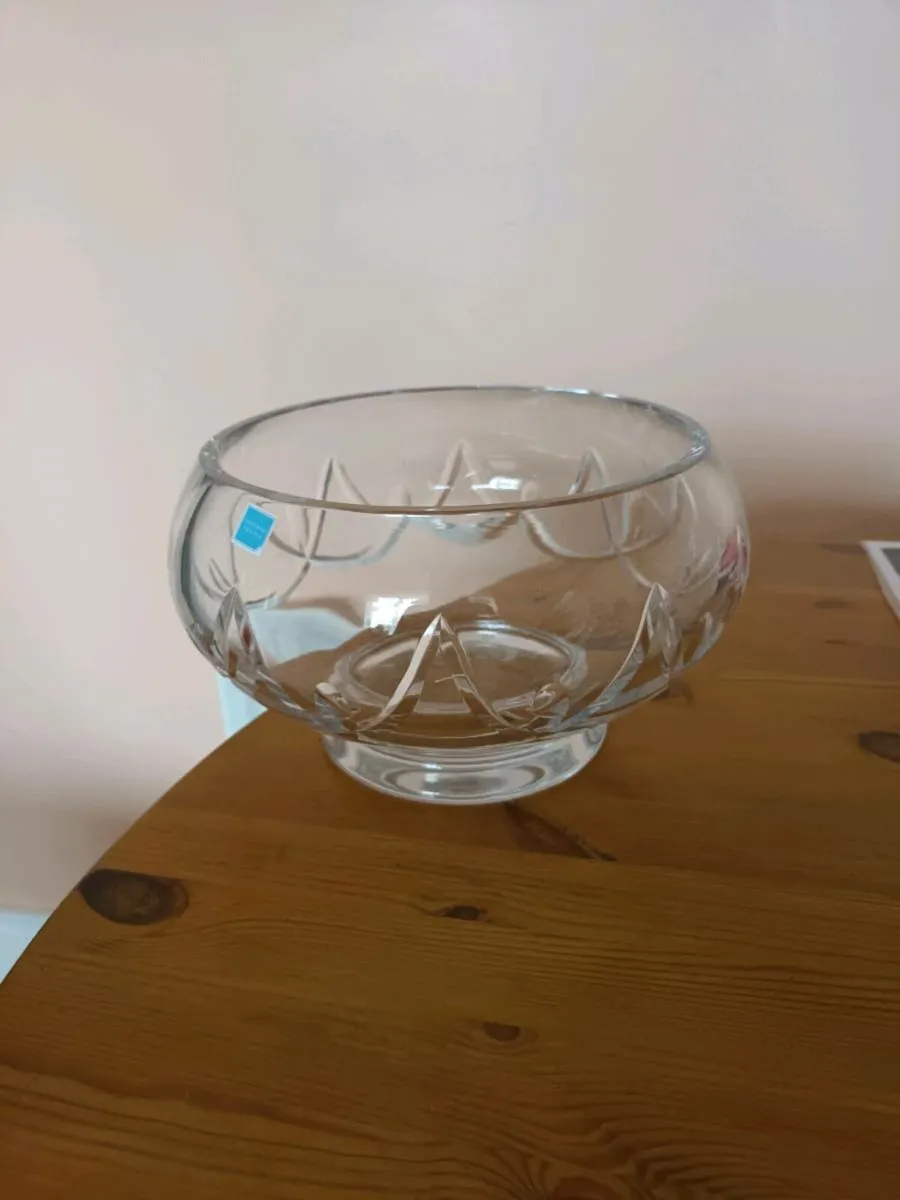 Beautiful  Large Tipperary Crystal  Bowl - Image 2