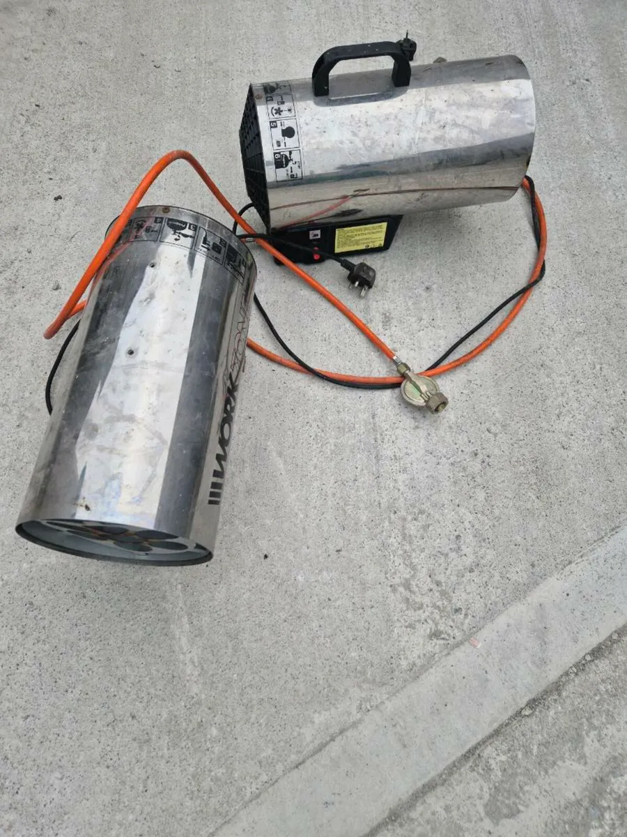 Gas heater - Image 1