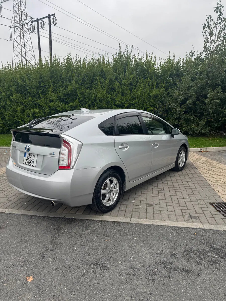 Toyota Prius 1.8 hybrid - Image 4