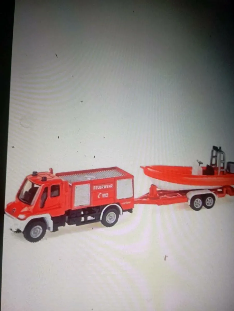 SIKU  UNIMOG FIRE ENGINE &&BOAT 1-87 SCALE MODLE - Image 2
