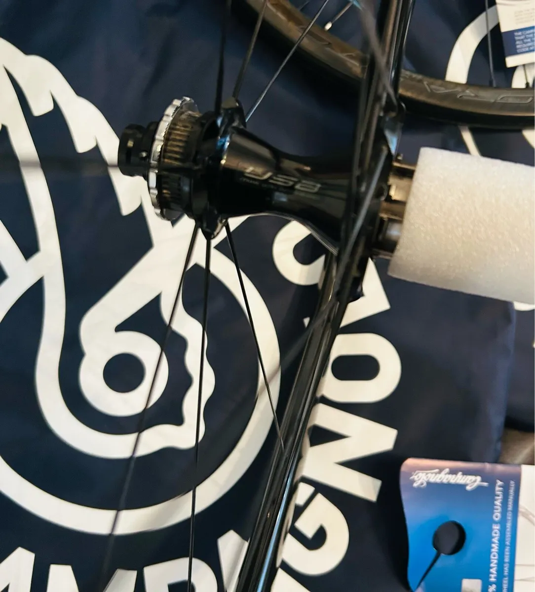 Campagnolo Bora WTO 33 Disc Wheelset - Image 4