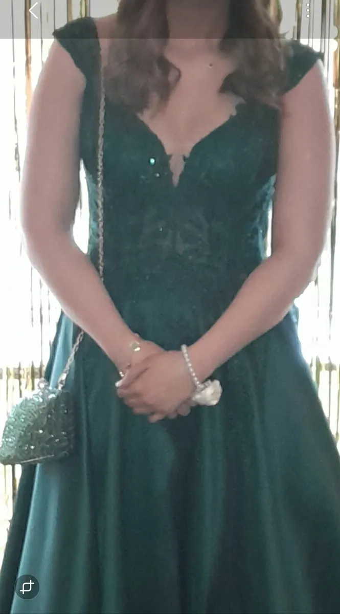 Stunning Debs Dress - Image 2