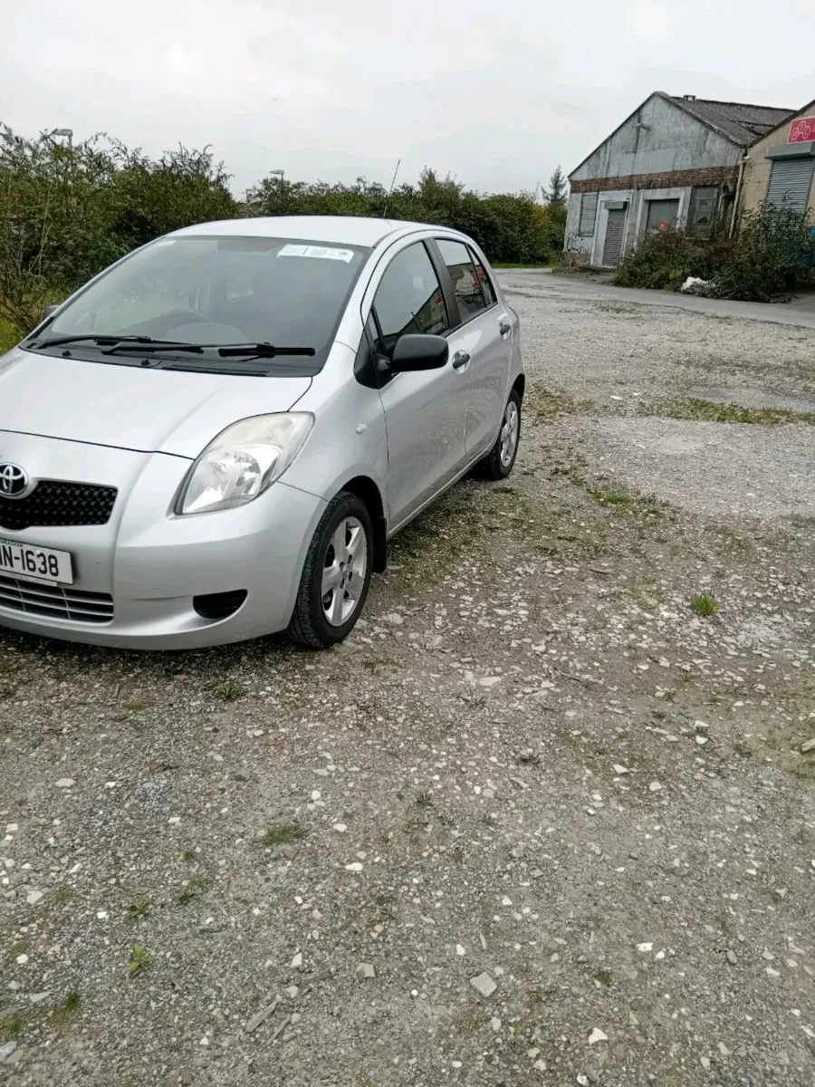 Toyota yaris - Image 2
