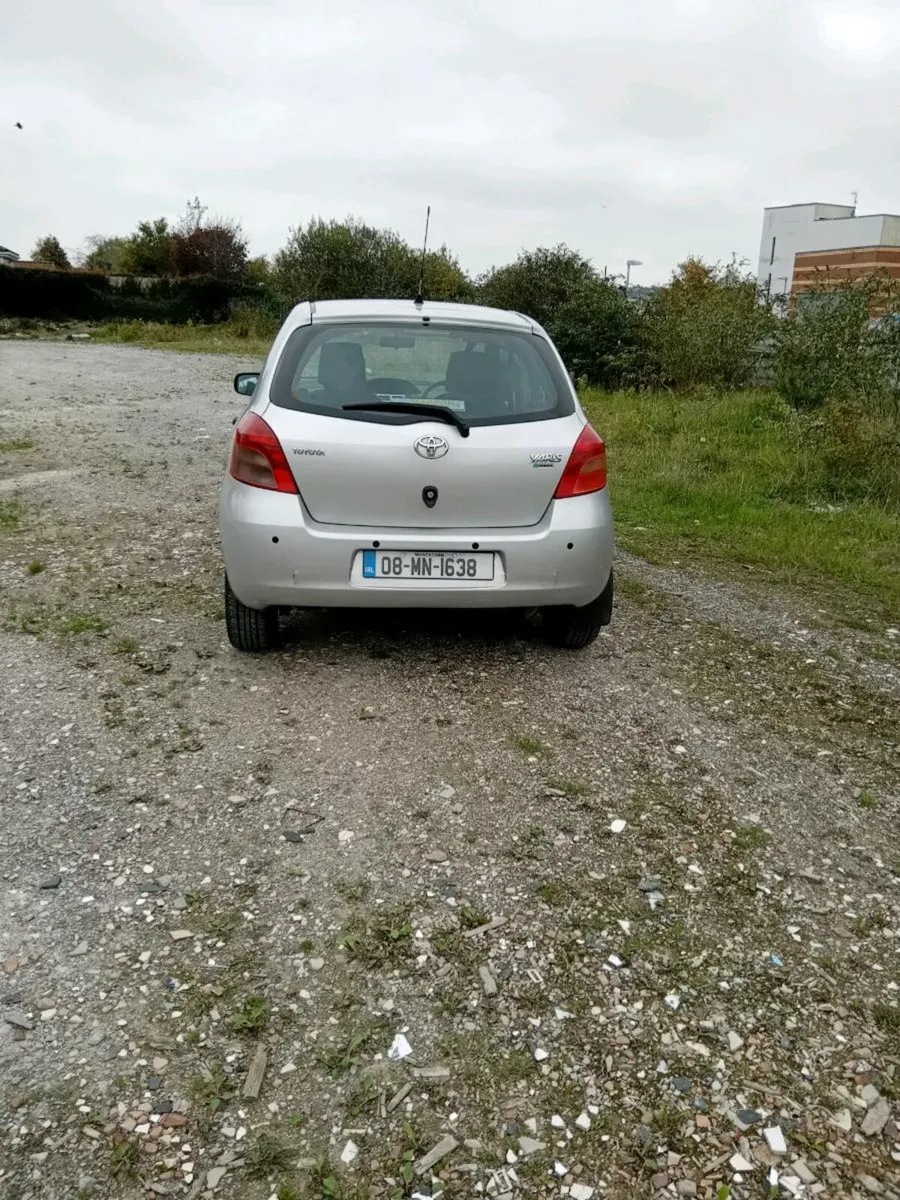 Toyota yaris - Image 4