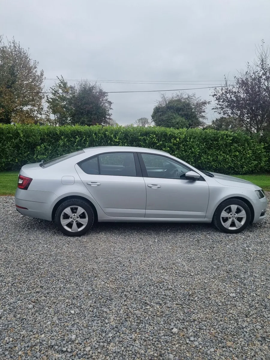 Skoda Octavia 2019 - Image 2